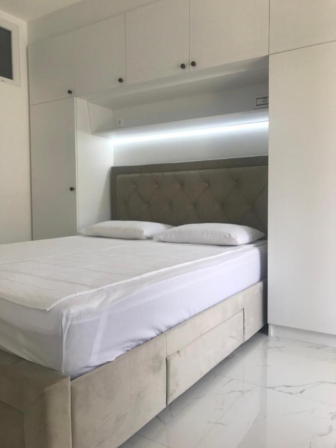 Adriatic Apartman Bečići エクステリア 写真