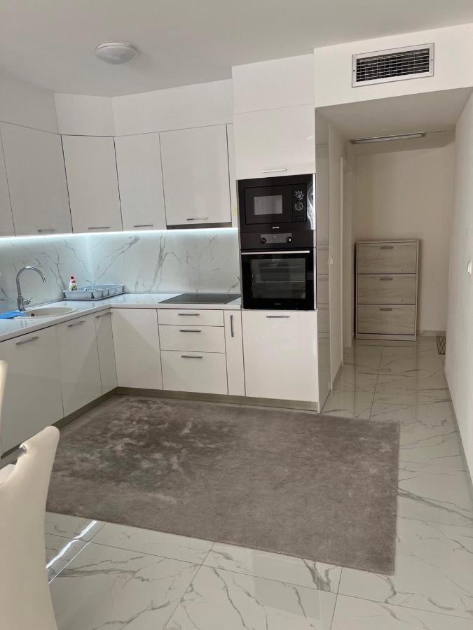 Adriatic Apartman Bečići エクステリア 写真